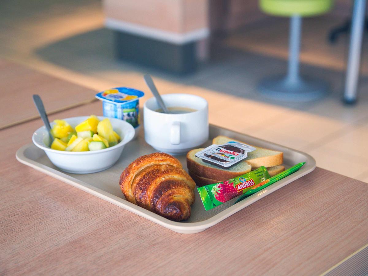 ibis budget Niort - La Crèche Buitenkant foto