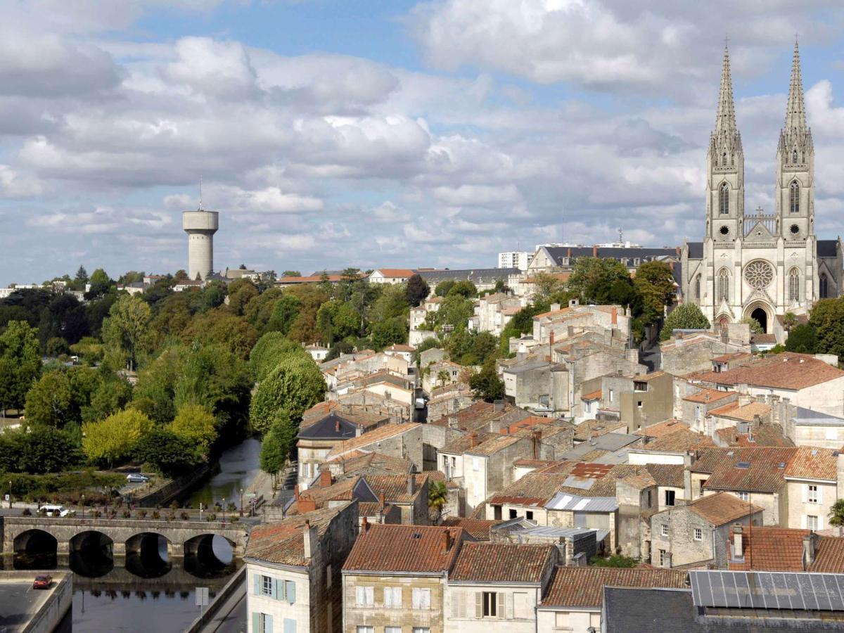 ibis budget Niort - La Crèche Buitenkant foto