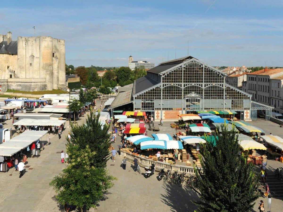 ibis budget Niort - La Crèche Buitenkant foto